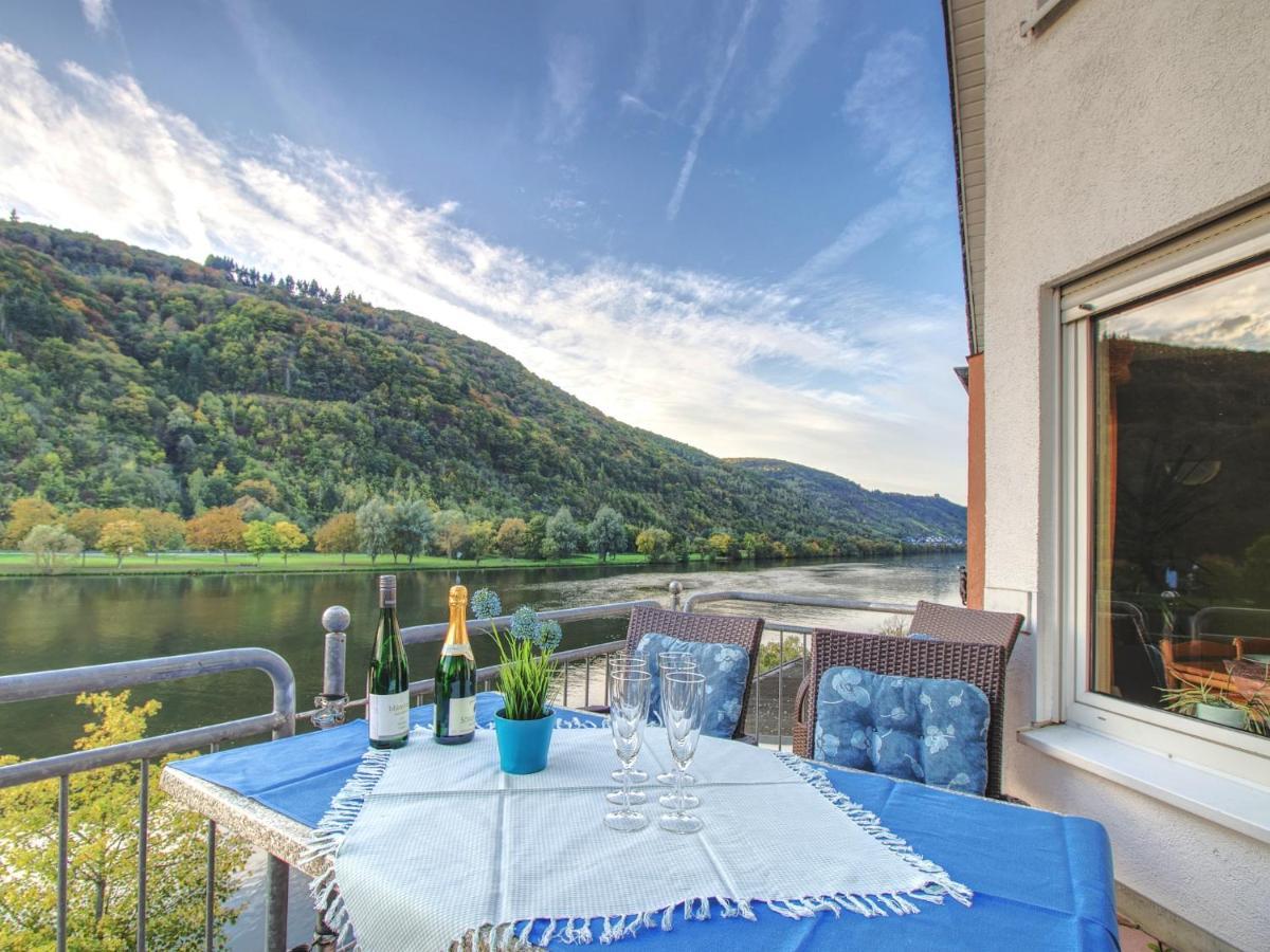 Ferienhaus Bullay Bagian luar foto