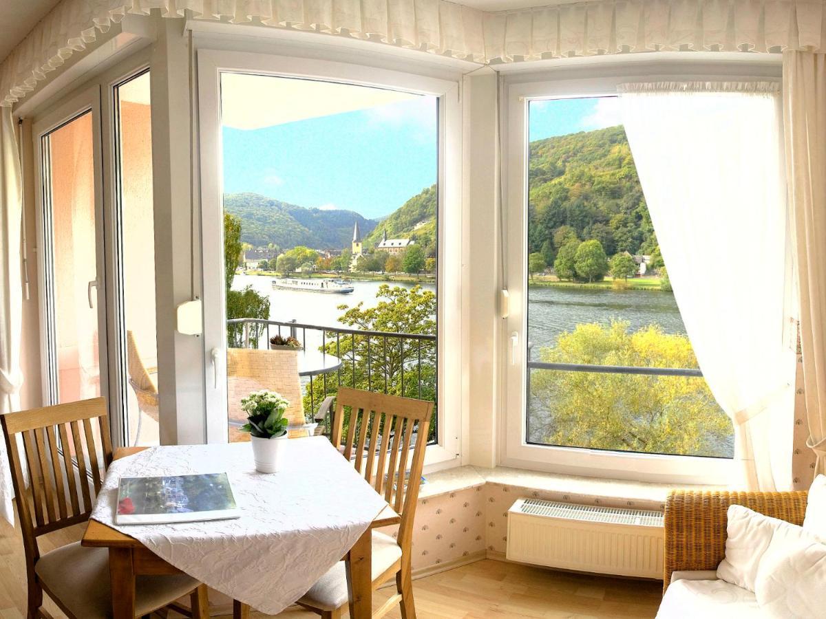 Ferienhaus Bullay Bagian luar foto